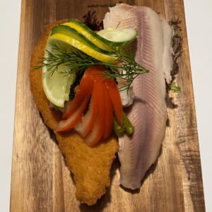 Luksus Stjerneskud m. Rødspættefilet, røget ørred & rejer – med hjemmelavet dressing 